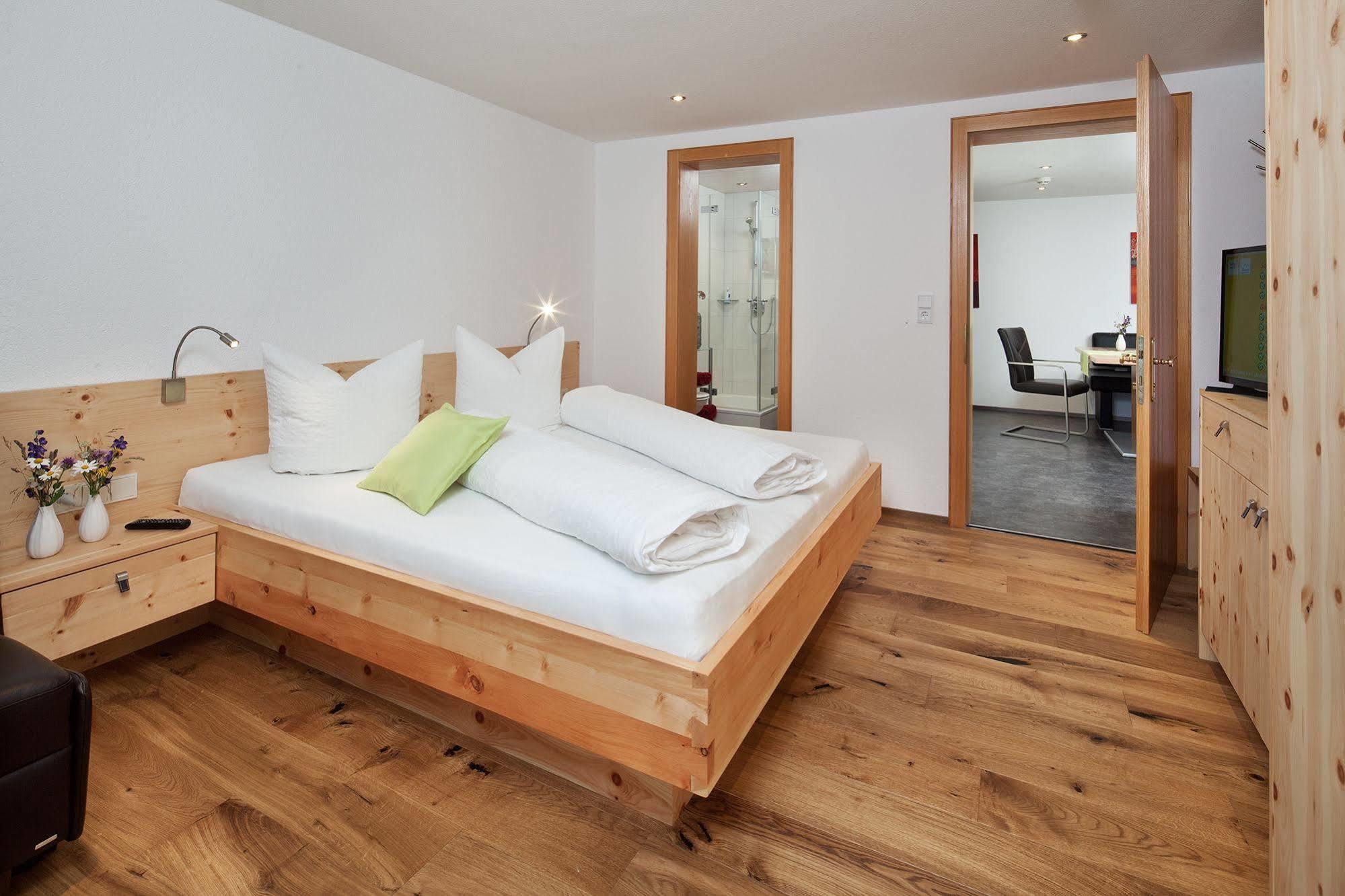 Aparthotel Brunnenhof Damuels Exteriör bild