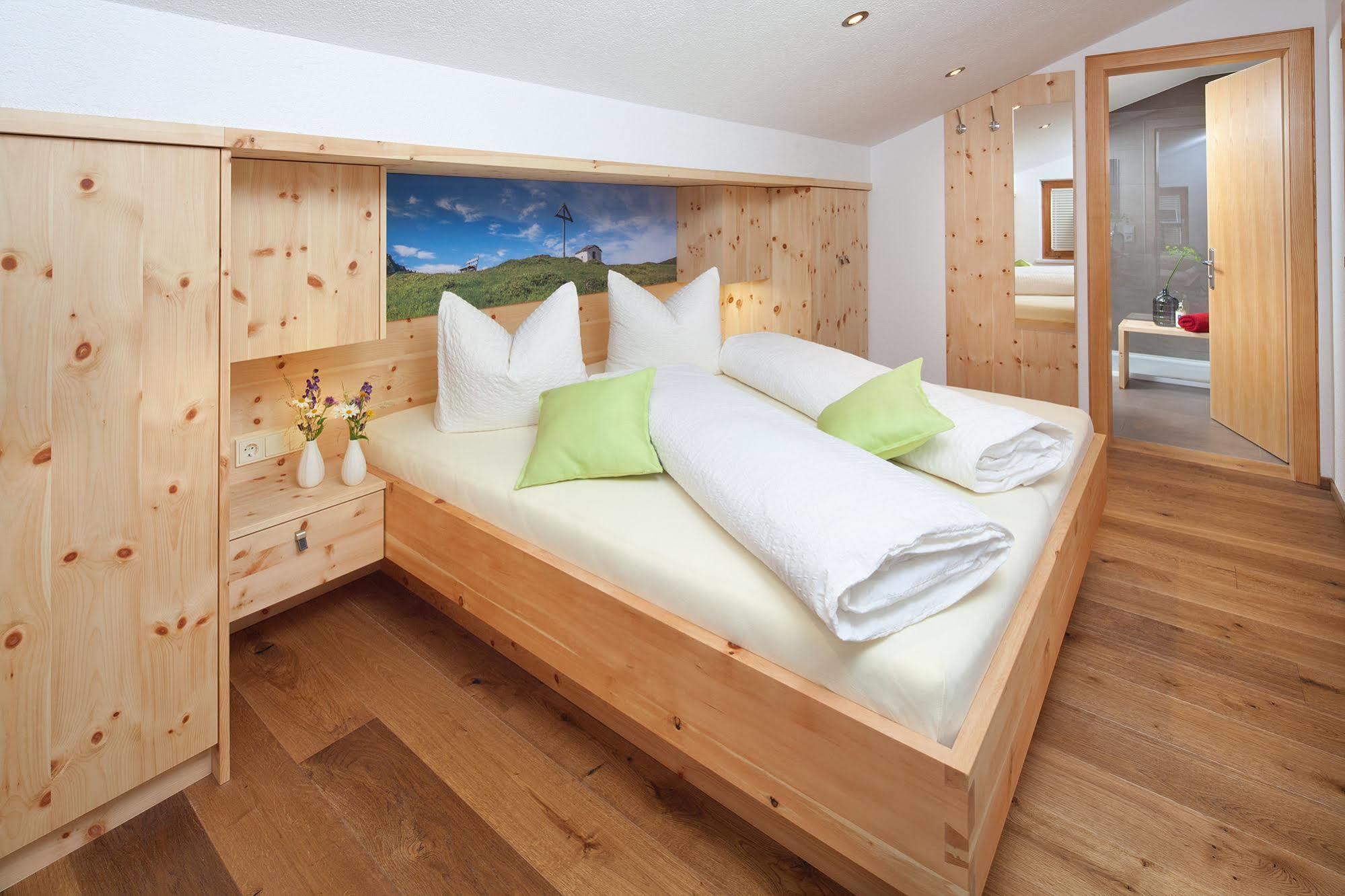 Aparthotel Brunnenhof Damuels Exteriör bild